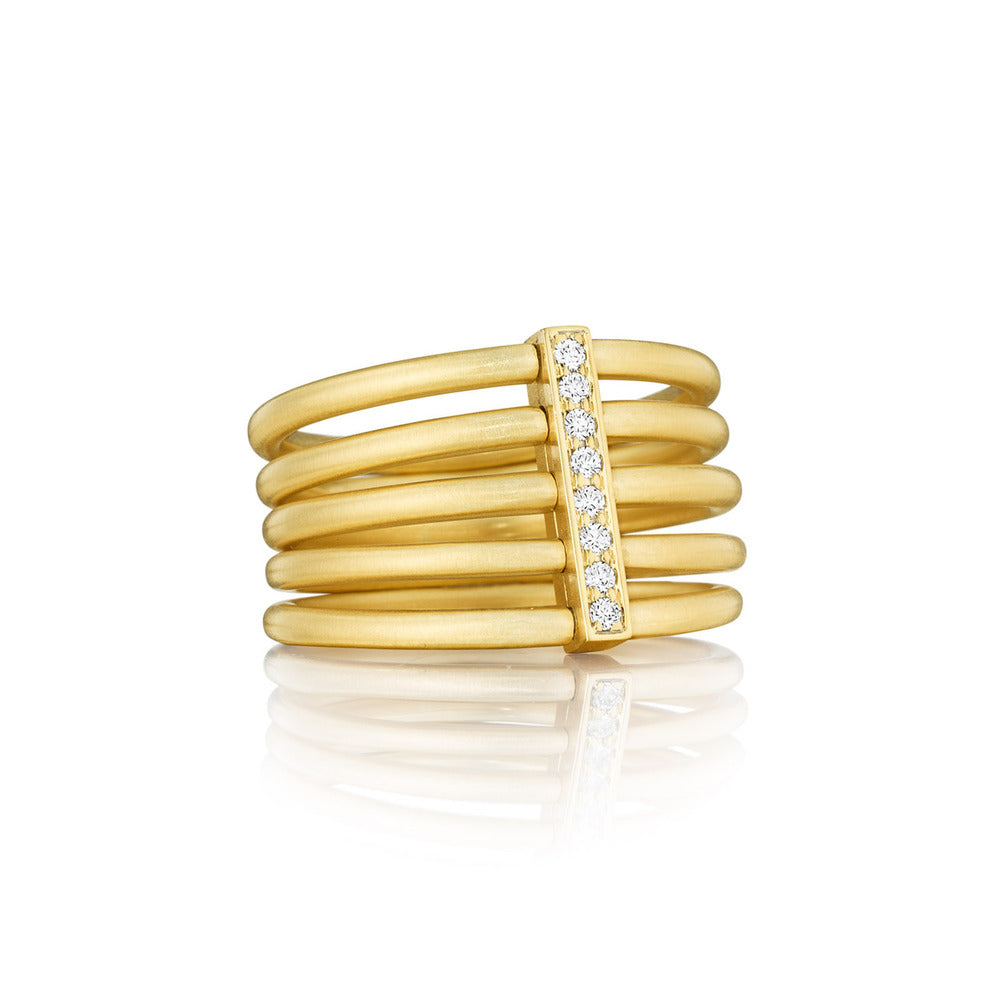 Moderne Penta Ring in Yellow gold