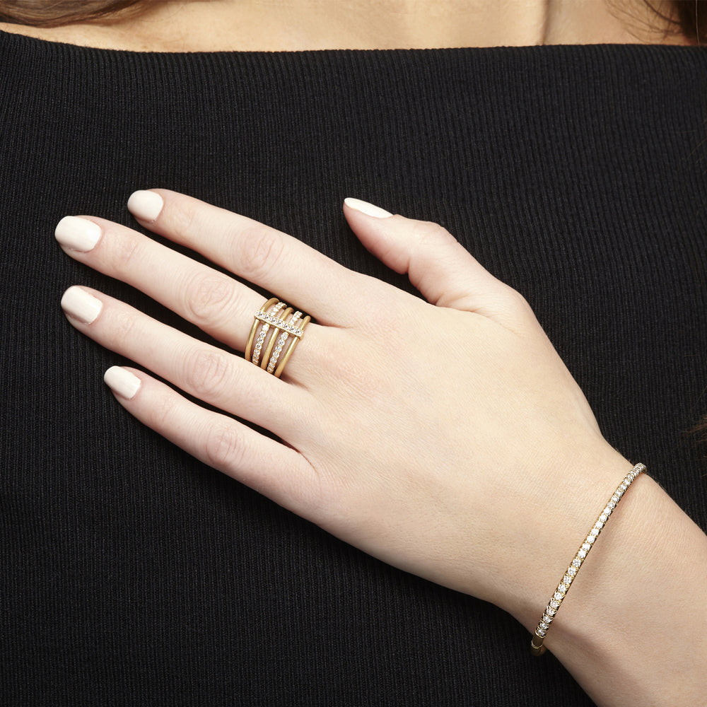 Moderne Hexa Alternating Pave Diamond Ring