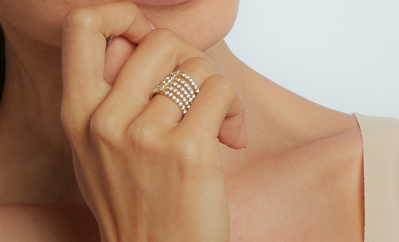 Moderne Pave Diamond Penta Ring