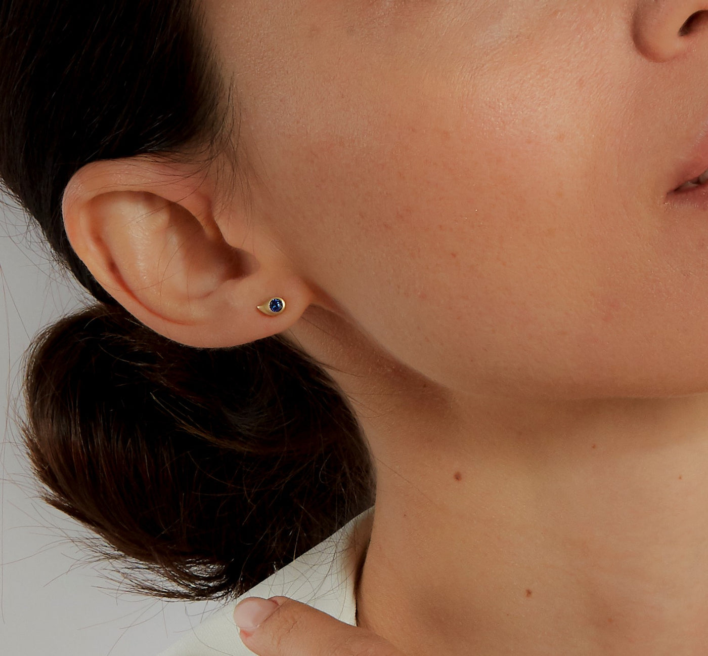 Brushstroke Drop Emerald Single Earring